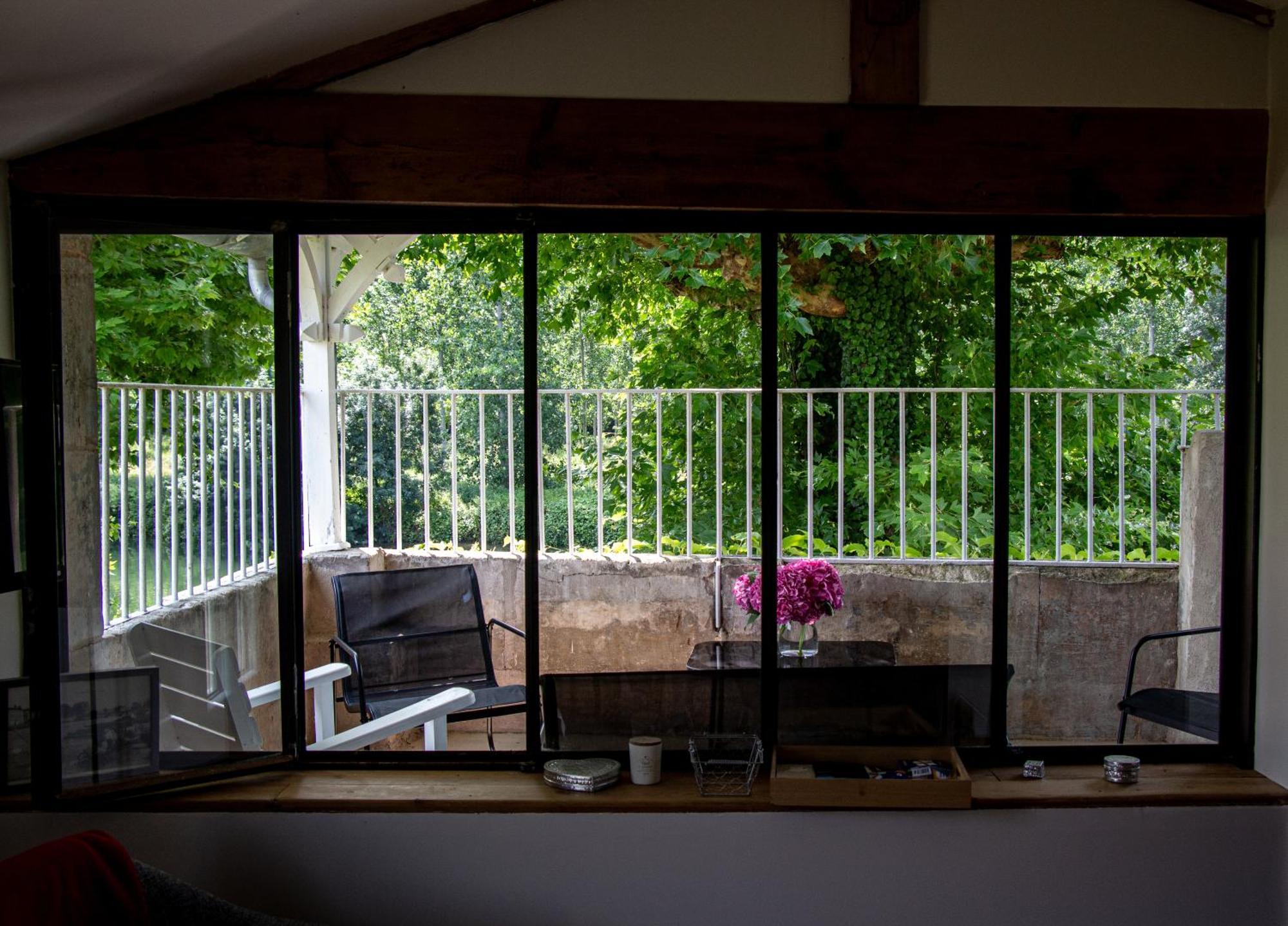 Villa Le Gue Renard-Un Balcon Sur La Charente Jarnac Exterior foto